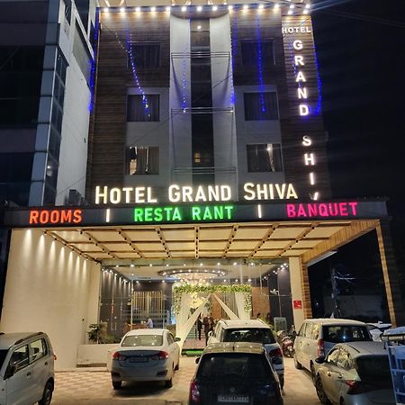Oaktel Hotel Grand Shiva Near Ganga Ghat Haridwār Esterno foto