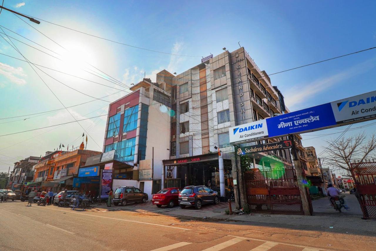 Oaktel Hotel Grand Shiva Near Ganga Ghat Haridwār Esterno foto