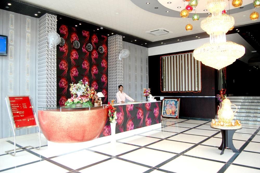 Oaktel Hotel Grand Shiva Near Ganga Ghat Haridwār Esterno foto